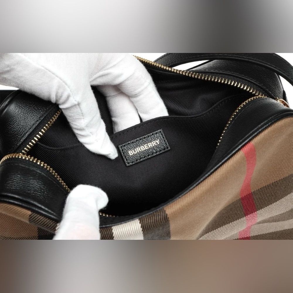 Burberry check crossbody bag - Picture 4 of 4
